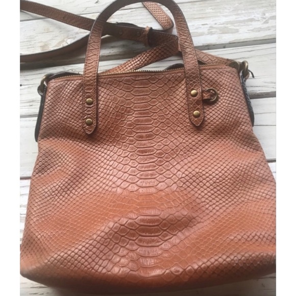 The Sak Handbags - 🖤The Sak Nordstrom Crossbody Faux Leather Crocodile Print Shoulder Bag Purse🖤